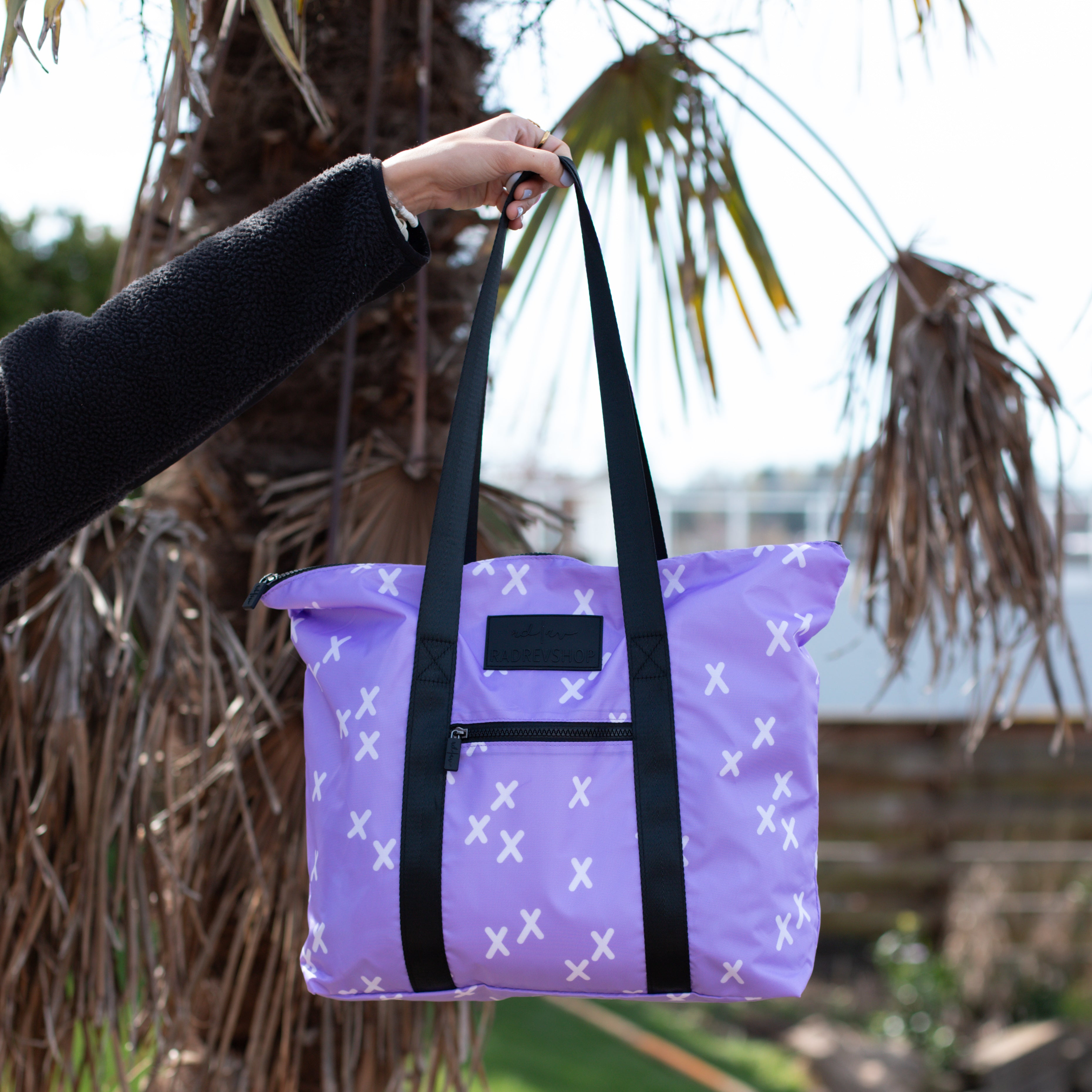 Packable Tote in Purple X